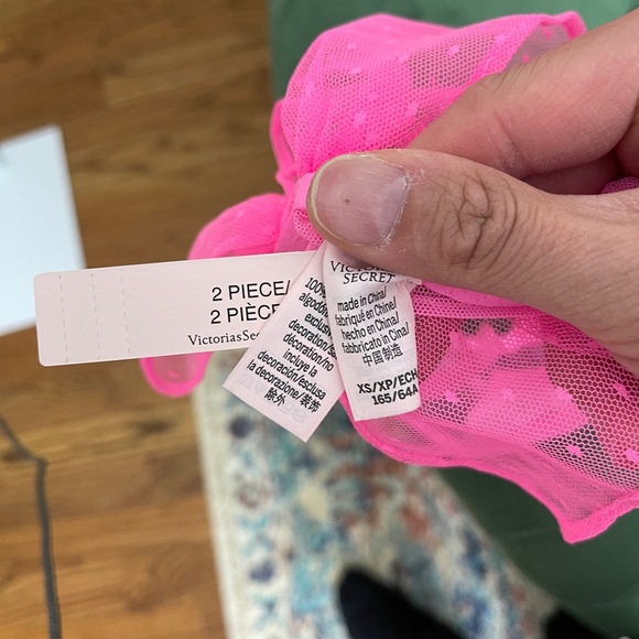 Victoria’s Secret Intimate and sleepwear set NWT - Picture 3 of 10